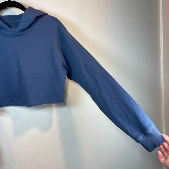 Lululemon All Yours Cropped Hoodie Shirt Ink Blue Pullover Stretch Womens Size 4 - Picture 5 of 15